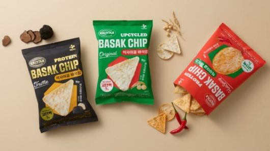 식품 부산물을 활용해서 만든 ‘익사이클 바삭칩’ 제품 사진. CJ제일제당 제공