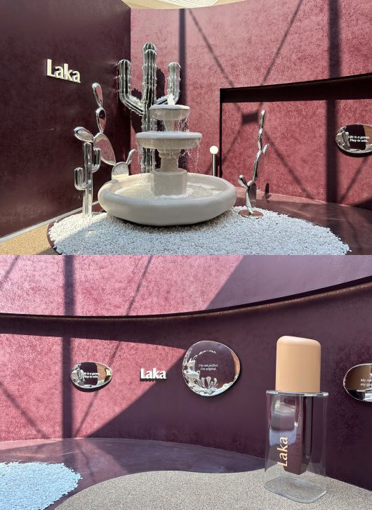 라카 플래그십 스토어 1층 중앙정원에서는 특색있는 구조물을 배경으로 기념 사진을 남기기 좋다. 이화연 기자