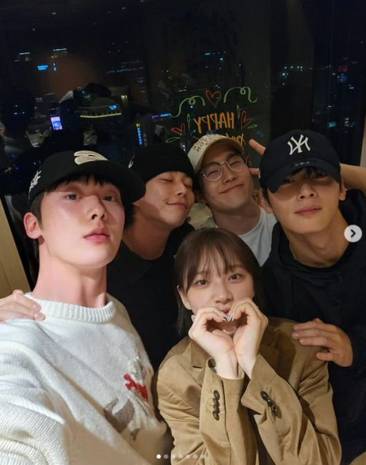 윤산하 인스타그램