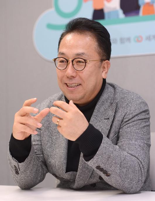 스포츠월드