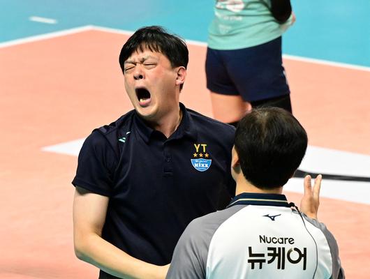 스포츠월드