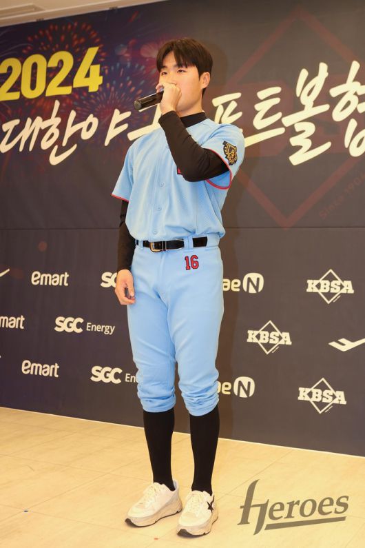 스포츠월드