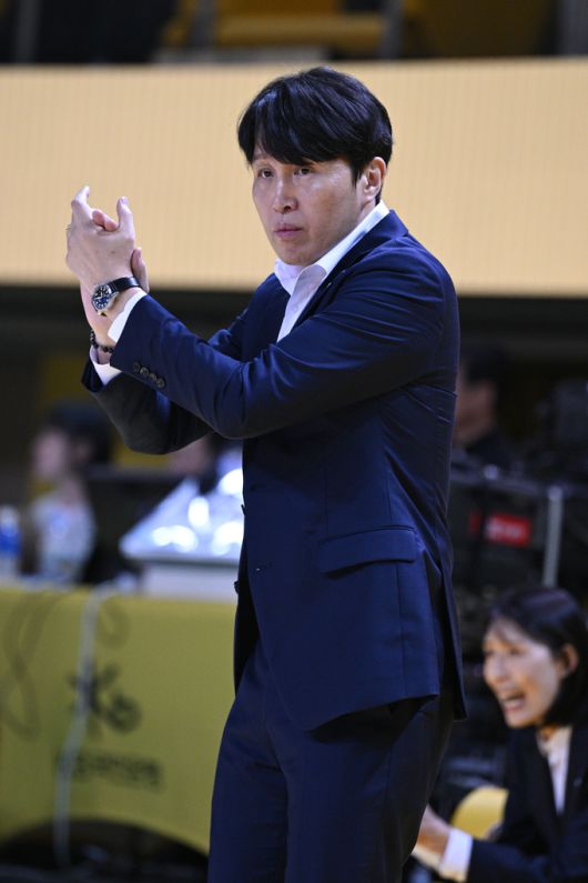 스포츠월드