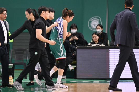 스포츠월드