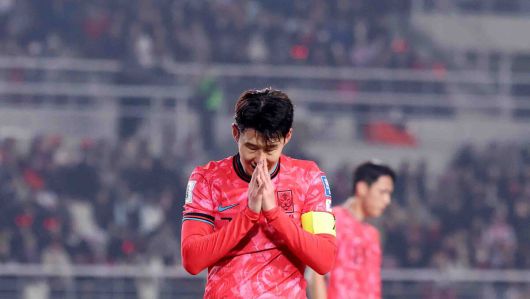 20일 오후 경기 고양시 고양종합운동장에서 열린 '2026 국제축구연맹(FIFA) 북중미 월드컵 아시아 지역 3차 예선 B조 7차전' 대한민국과 오만의 경기, 손흥민이 슛을 실패한 후 아쉬워하고 있다. 사진=뉴시스