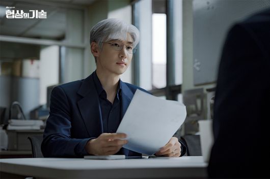 JTBC 협상의 기술 스틸컷. JTBC 제공