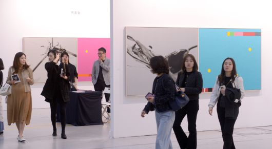 자인제노가 기획한 이종철 작가 솔로 부스(A-83)