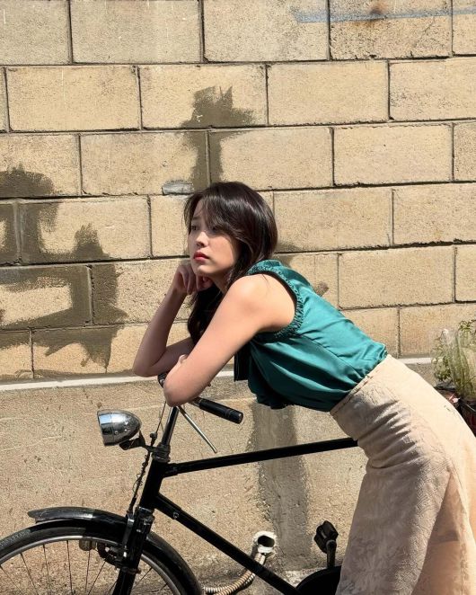 가수 겸 배우 아이유. 사진 = 아이유 SNS 계정