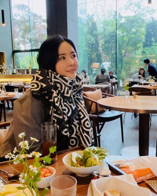 방송인 장영란이 호캉스를 즐기는 모습을 전했다.  사진 = 장영란 SNS 계정