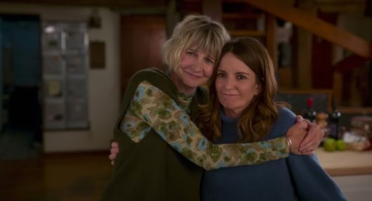 THE FOUR SEASONS. (L to R) Kerri Kenney as Anne and Tina Fey as Kate in Episode 107 of The Four Seasons. Cr. Courtesy of Netflix © 2025