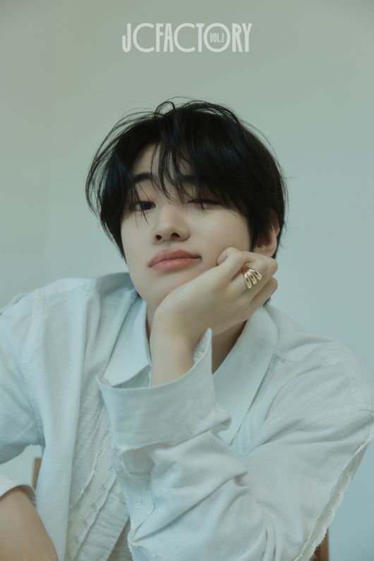 DKZ 재찬이 오늘(16일) 오후 6시 미니 2집 'JCFACTORY vol.2'로 1년 8개월 만에 컴백한다. 동요엔터테인먼트 제공.