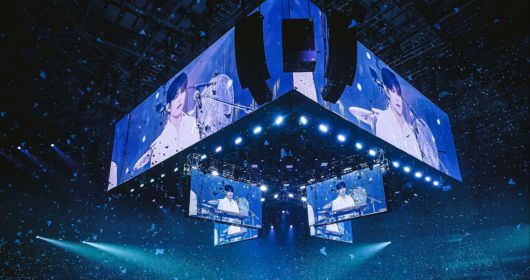 밴드 데이식스가 18일 서울 송파구 올림픽공원 KSPO DOME에서 세 번째 월드투어 '포에버 영' 피날레 인 서울의 마지막날 공연을 열었다. JYP엔터테인먼트 제공.