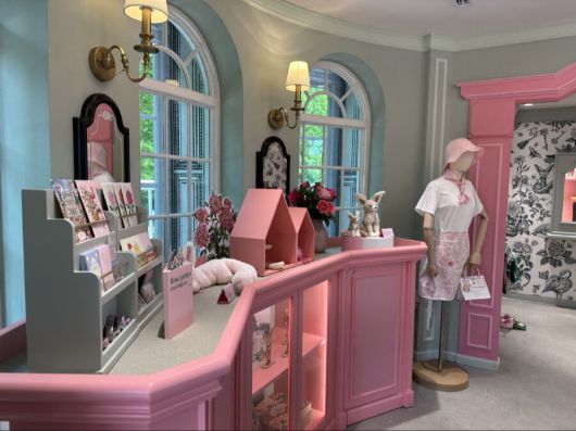 로로티 캐슬 2층에 자리한 로로티 콘셉트 스토어. 이화연 기자