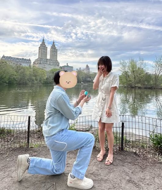 가수 민이 6월 7일 비연예인 예비신랑과 백년가약을 맺는다.  사진 = 민 SNS 계정