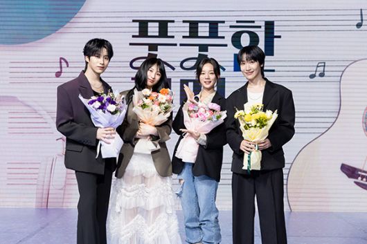 9일 오후 서울 상암동 쇼킹케이팝센터에서 ‘풋풋한 로맨스’ 제작발표회가 열렸다. 시온, 이채연, 최다음, 동명(왼쪽부터).