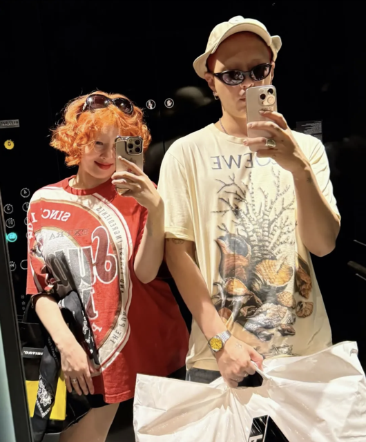 가수 현아가 남편 용준형과의 데이트 사진을 공개하며 변함없는 애정을 드러냈다.  사진 = 현아  SNS 계정