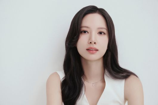 배우 김지연이 SBS 금토드라마 귀궁 속 무녀로 강렬한 인상을 남겼다. 9년 차 배우가 된 김지연은 “현장에서 책임감을 느낀다. 후배들에게 멋진 선배 배우가 되고 싶다”고 바랐다. 킹콩 by 스타쉽 제공.