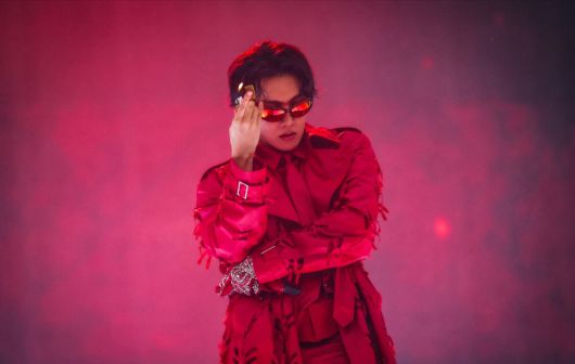 방탄소년단 제이홉이 13일 경기도 고양시 고양종합운동장 주경기장에서 월드투어 앙코르 콘서트 ‘제이홉 투어 ‘홉 온 더 스테이지 파이널 무대에 올랐다. 빅히트뮤직 제공.