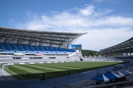 용인미르스타디움 전경. 쿠팡플레이 제공.