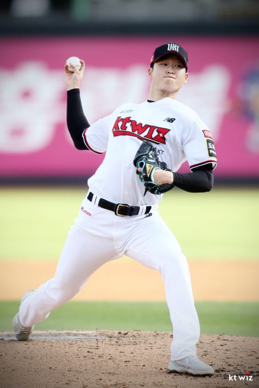 KT 배제성이 마운드에서 역투하고 있다. 사진=KT위즈 제공