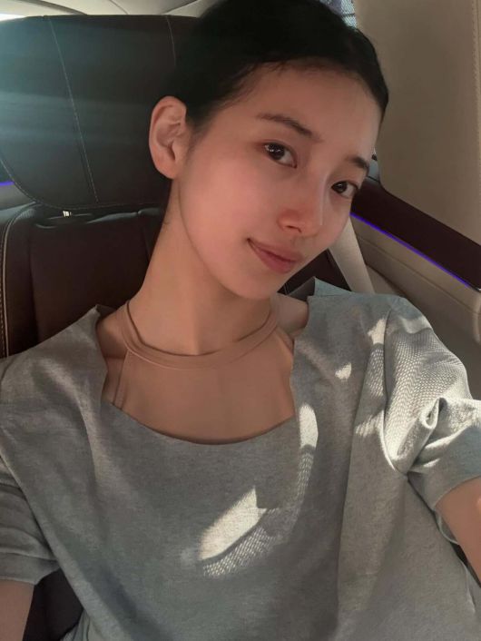 가수 겸 배우 수지.  사진 = 수지 SNS 계정