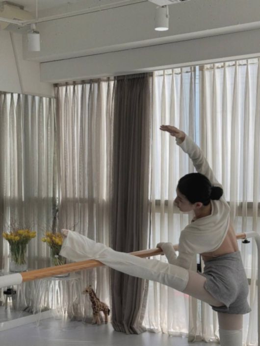 가수 겸 배우 수지.  사진 = 수지 SNS 계정