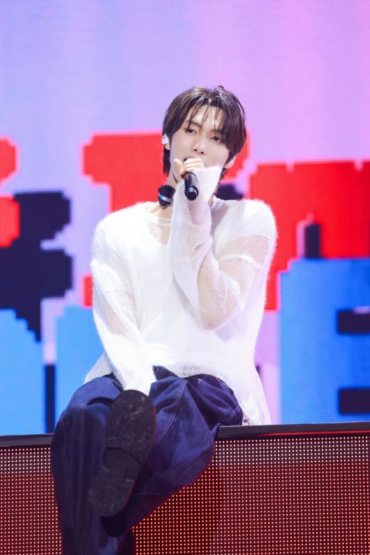 그룹 투어스 영재 22일 서울 송파구 잠실실내체육관데뷔 후 첫 콘서트 ‘24/7:WITH:US’ IN SEOUL을 열었다. 플레디스엔터테인먼트 제공.