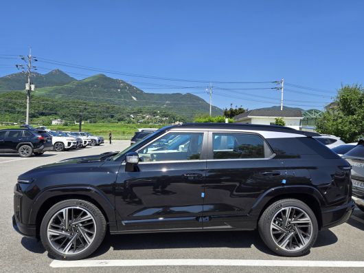 액티언 하이브리드 측면부. 이정인 기자