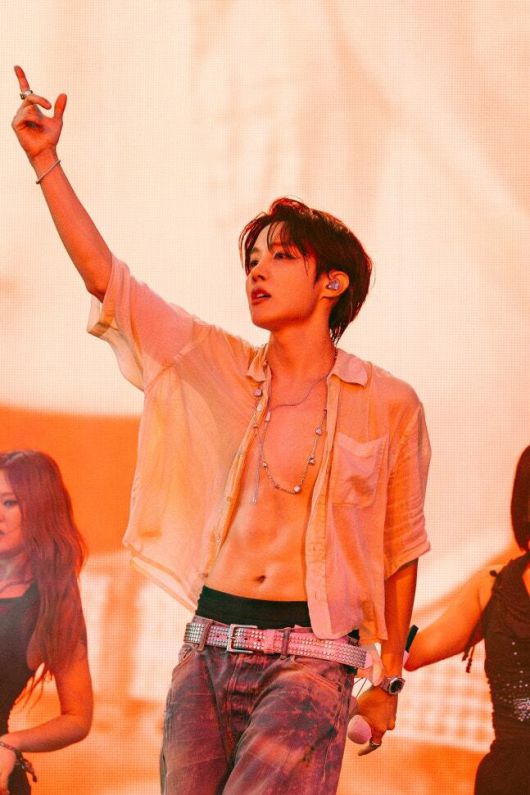방탄소년단 제이홉 롤라팔루자 베를린 공연. 사진= 빅히트 뮤직