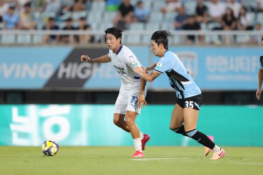 수원 삼성 김지현. 사진=한국프로축구연맹 제공