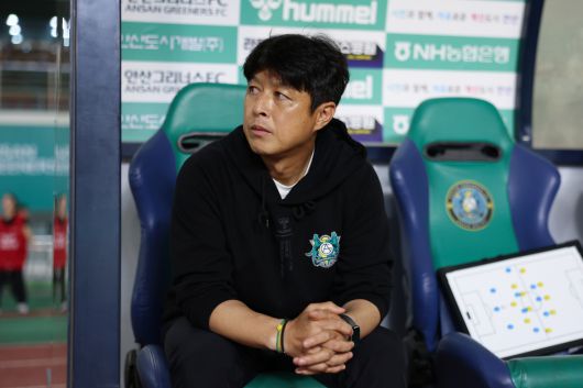 이관우 안산 감독이 성적 부진을 이유로 팀과 계약해지 했다. 사진=안산 그리너스 제공