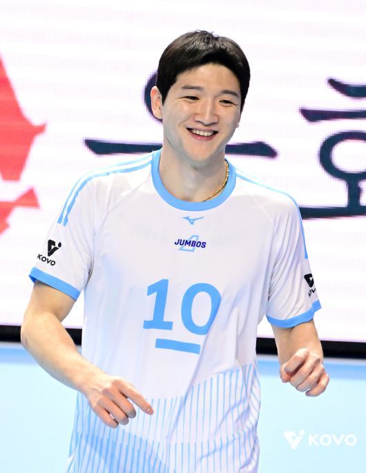 대한항공 정지석이 득점을 올리고 미소 짓고 있다. 사진=KOVO 제공