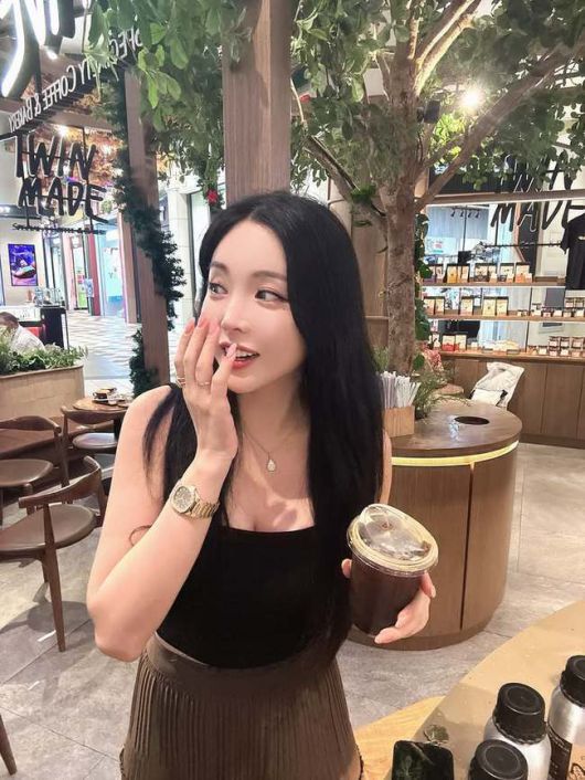 사진 = 홍진영 SNS 계정