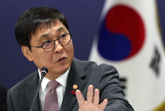 최휘영 문화체육관광부 장관이 지난 14일 서울 중구 CKL기업지원센터에서 열린 문체부 소속·공공기관 2차 업무보고에서 발언하고 있다.사진=문화체육관광부 제공