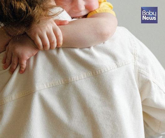 내가 다른 부모들보다 더 많은 역할을 하는 꼭 그만큼, 이 일곱 살배기도 또래들보다 더 큰 역할을 짊어지고 있다는 사실이 이제야 보인다. ⓒ베이비뉴스