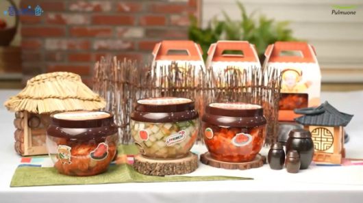 풀무원푸드머스 어린이용 ‘전통김치 만들기 KIT’ 3종(신선아삭김치, 사과동치미, 홍시깍두기). ⓒ풀무원