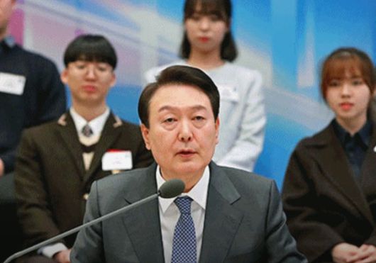 윤석열 정부가 첨단산업을 강화하며 국가 경제 안정화에 나선다. 사진= 연합뉴스