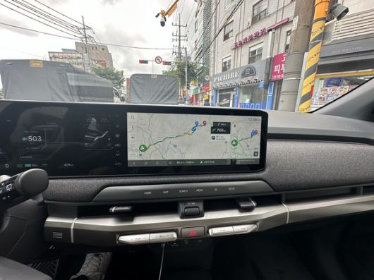 스마트 회생 시스템 3.0은 내비게이션 정보를 활용한다. 사진=이코노믹리뷰 이소영