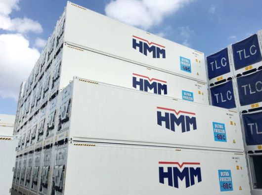 HMM의 초저온 냉동 컨테이너 ‘울트라 프리저. 이런 컨테이너 2만4000개를 실을 수 있는 배를 단 20명 내외 인력이 운항한다. 사진=HMM