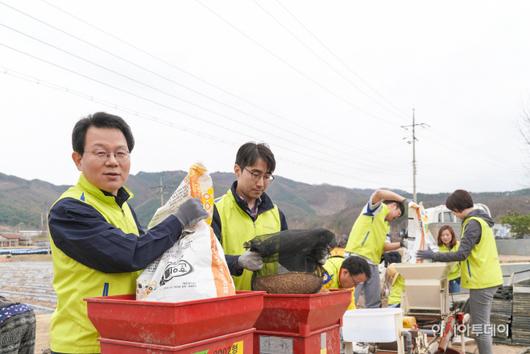 아시아투데이