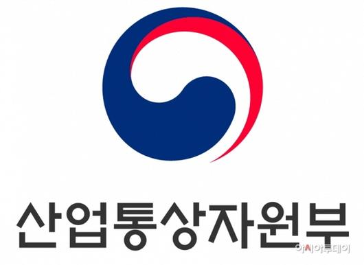 아시아투데이