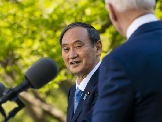 조 바이든 미국 대통령과 스가 요시히데(菅義偉) 일본 총리는 16일(현지시간) 백악관에서 공동 기자회견을 갖고 있다./사진=워싱턴 D.C UPI=연합뉴스