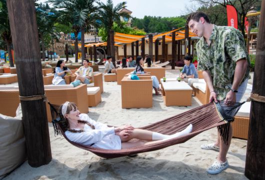 캐리비안 베이 마르카리베 카페/ 에버랜드 제공