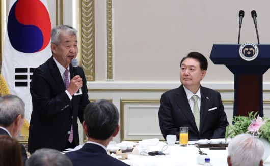 아시아투데이