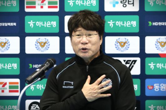 울산HD전 패배 후, 경기 종료 뒤 인터뷰에서 심경을 밝히는 대구FC 박창현 감독. / 사진 전형찬 선임기자