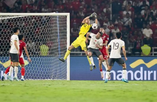 5일 인도네시아 자카르타의 겔로라붕카르노스타디움에서 열린 중국과 인도네시아와의 2026 국제축구연맹(FIFA) 북중미 월드컵 아시아 지역 3차 예선 경기 모습.중국이 1-0으로 패하면서 본선 진출에 실패했다./신징바오.