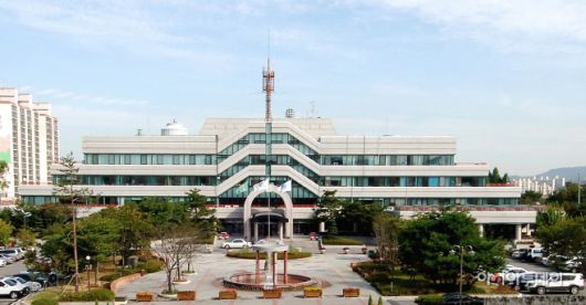 아산시청사  전경./아산시