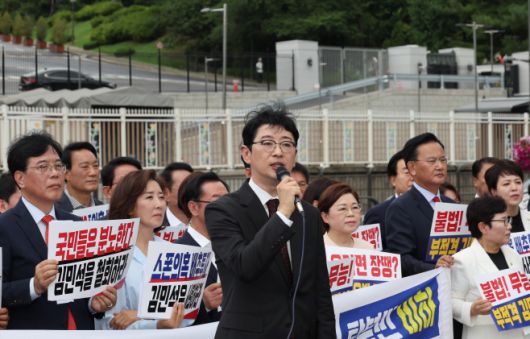 아시아투데이