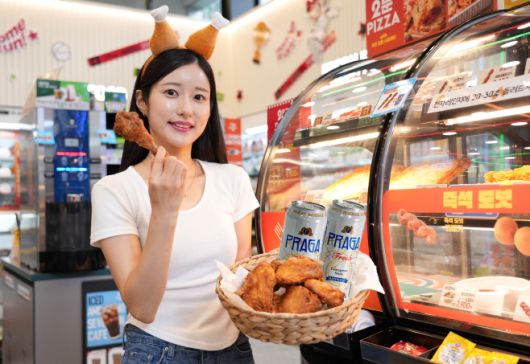 세븐일레븐은 오는 7일 '한도초과 옛날통닭'을 출시한다./ 세븐일레븐