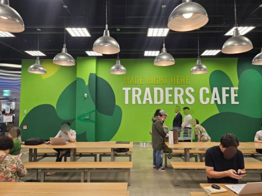 트레이더스 구월점의 최대 170여명을 수용할 수 있는 'T-카페'/강혜원 인턴기자